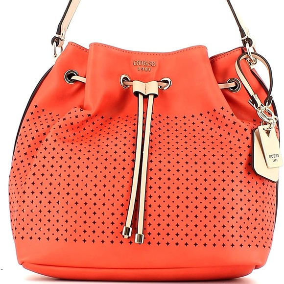 ISO Guess Juliana Bucket Bag - Picture 2 of 3